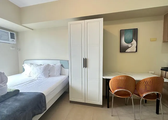 Avida Riala Tower 1 Unit 1402 Aparthotel